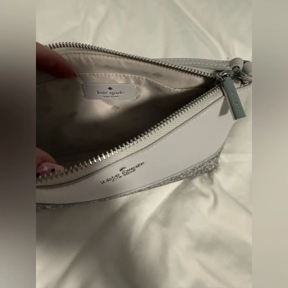 Kate Spade Silver and White Glitter Crossbody bag! NWOT with free bag scarf!
